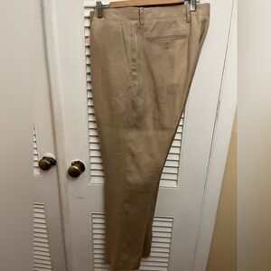 Polo Ralph Lauren Men's Khaki Chinos pants. 100% Linen. Size 36X30 Classic Fit.
